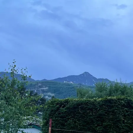 All'angolo Delle Alpi *